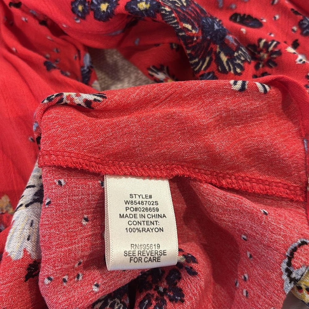 Studio JPR Asymmetrical Floral and Stripe Tunic Size 1X NEW - Picture 6 of 6